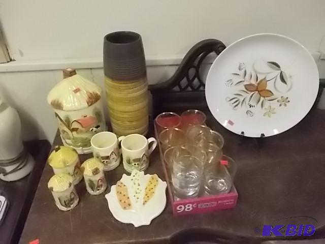 Farm Dishes, Vase, Large Plate With Easel,&nb...