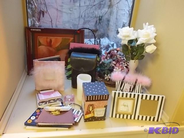 Lot Of Frilly, Floral, Frames, Flowers Girly ...