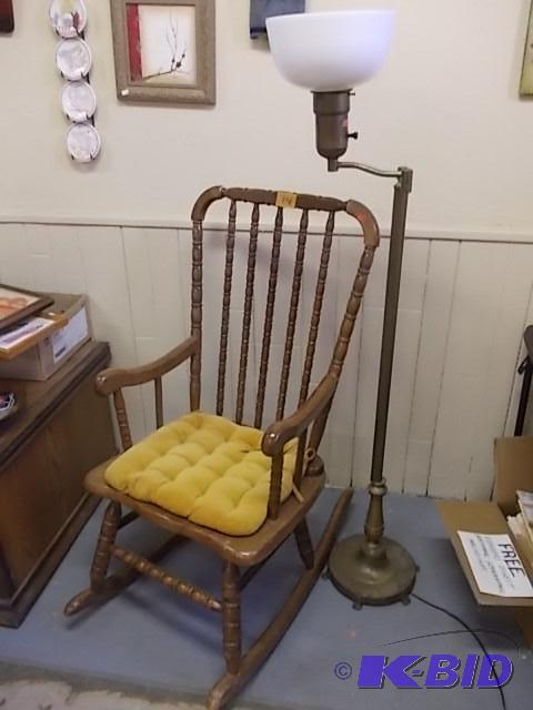 Rocking Chair &amp&nbsp Vintage Floor Lamp...