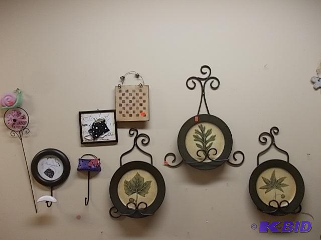 Large Variety Of Wall Decor...