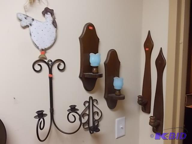 Lot Of Assorted Wall Decor...