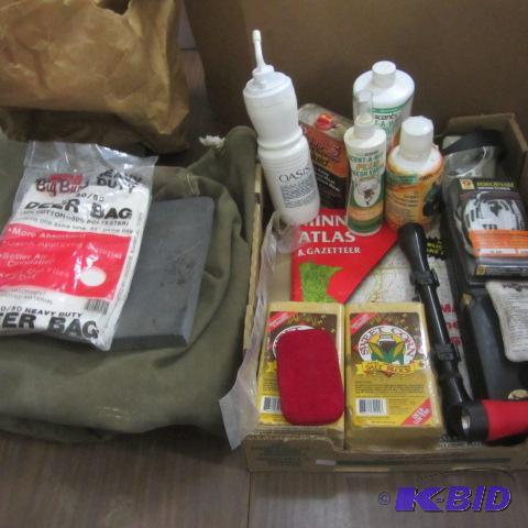 lot 19 image: Deer Hunting Package
