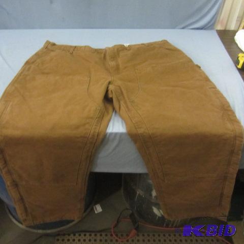 lot 25 image: New Carhart Pants