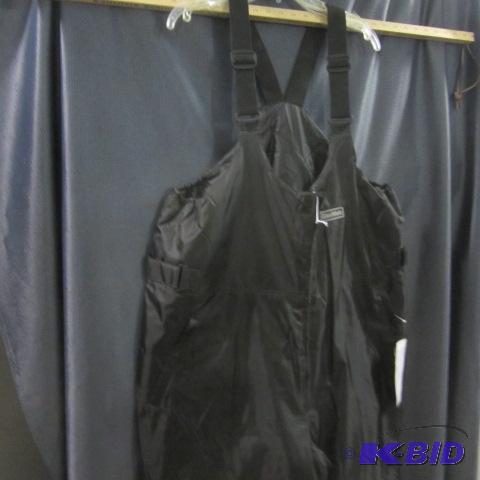 lot 35 image: New Sled-Mate Bibs