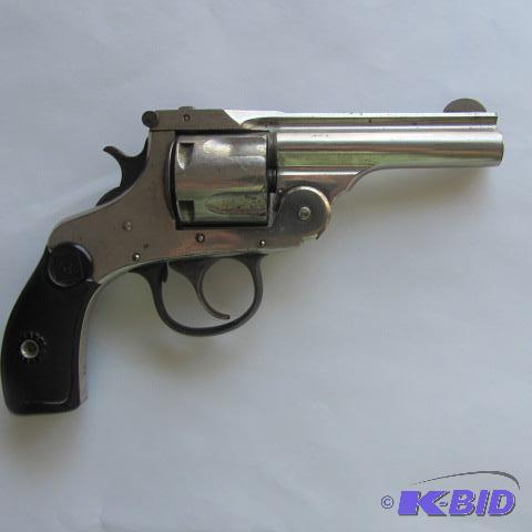 lot 5 image: H&R Five Shot Revolver