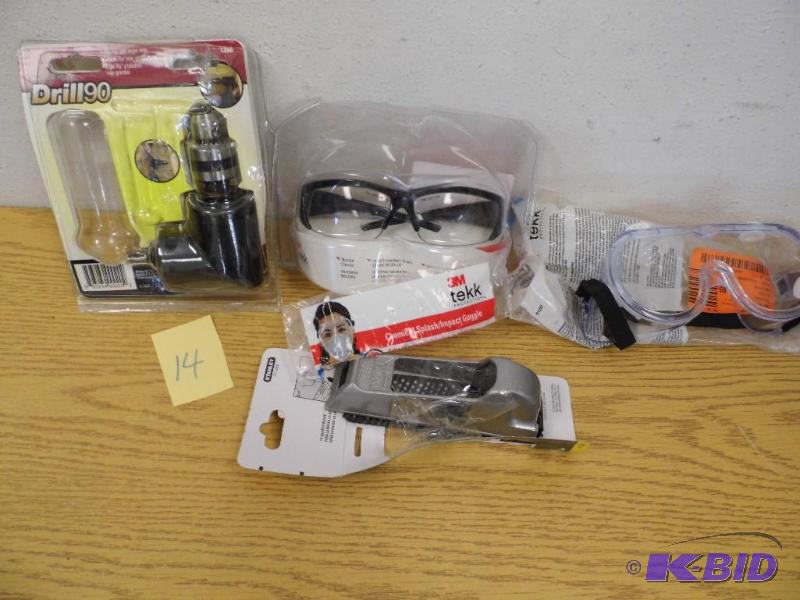 Assorted Hardware Items