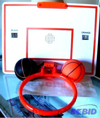 lot 13 image: Over the Door Electronic Basketball Hoop - Co...