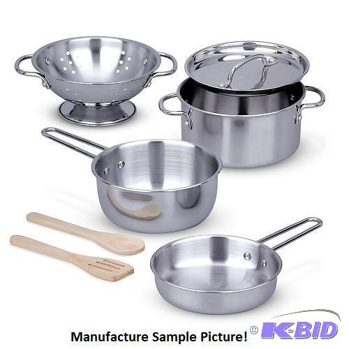 lot 166 image: Eleven Piece Kitchen Set for Kids - Retail $1...