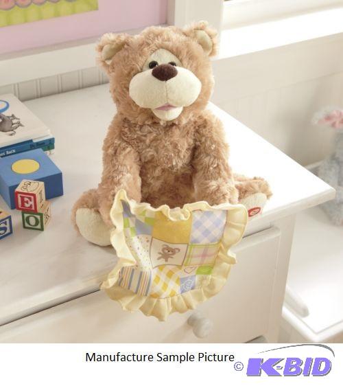 lot 185 image: Peek A Boo Bear - Let our talking, moving Pee...