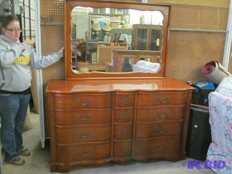 dresser