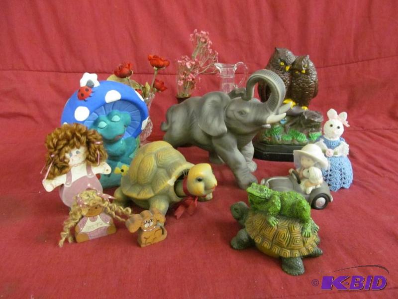 figurines