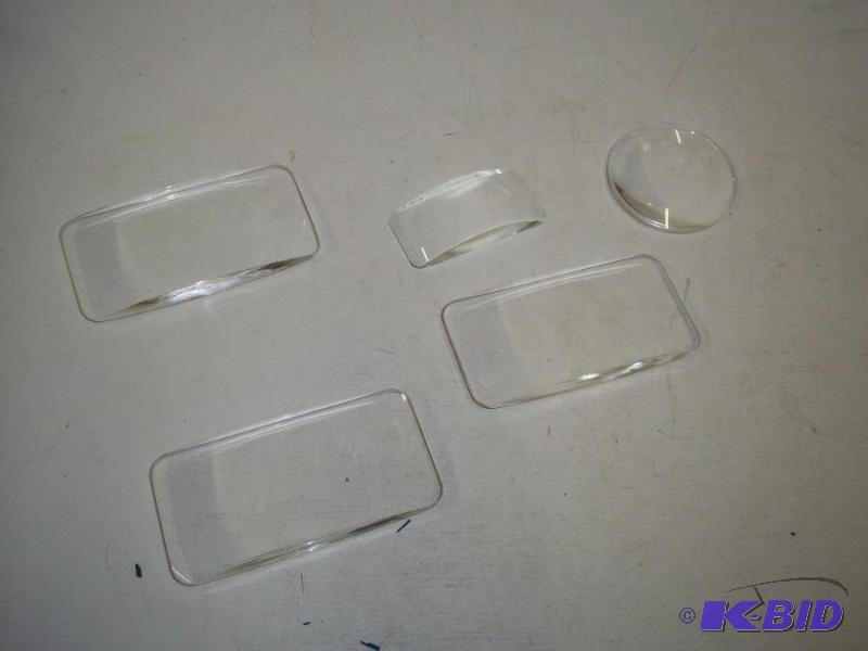 lot 28 image: Magnifying glasses...