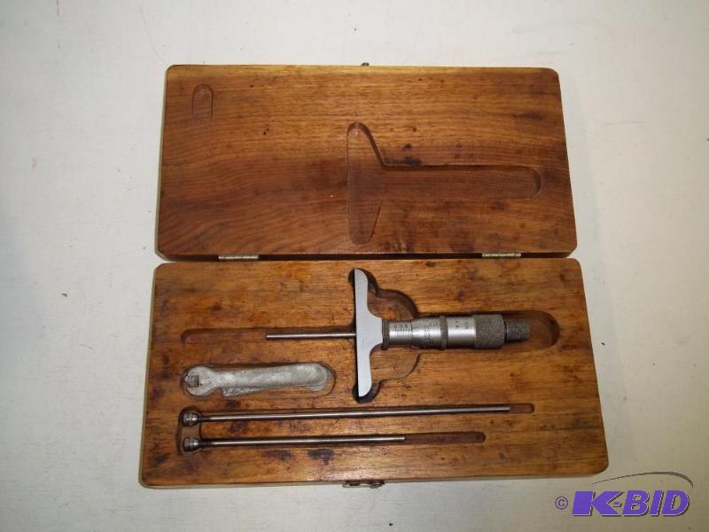 lot 31 image: Craftsman depth gage with case...