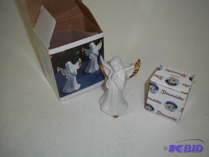 lot 92 image: Ceramic Angel...