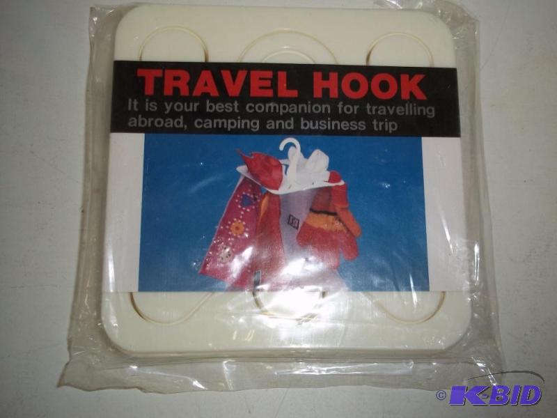 lot 93 image: New Travel Hook...