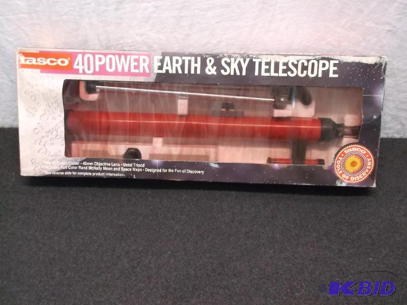 lot 122 image: Tasco 40 power earth & sky telescope like...
