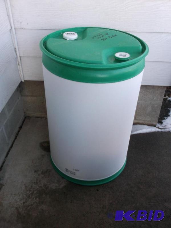 lot 144 image: 55 gallon food grade barrel....