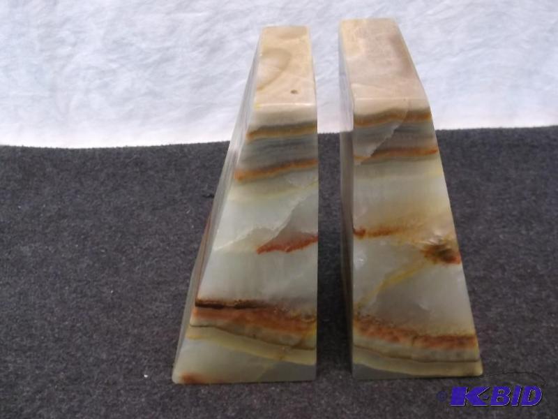 lot 23 image: Beautiful book ends looks like agate both in...
