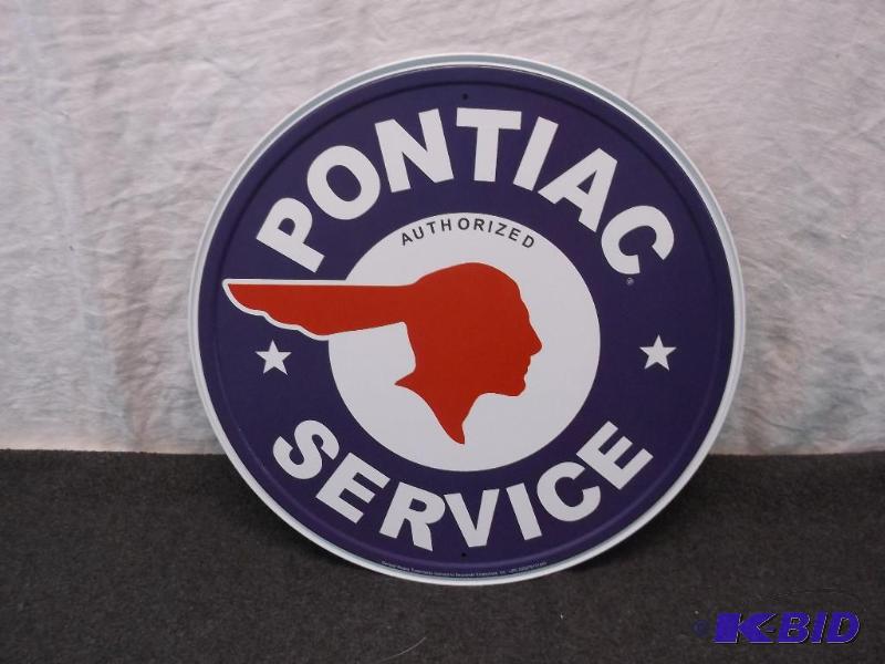 lot 66 image: Collectable metal Pontiac sign, measuring 11 ...