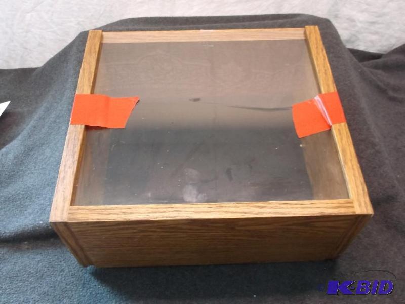 lot 86 image: Oak shadow box with sliding glass top. Appear...