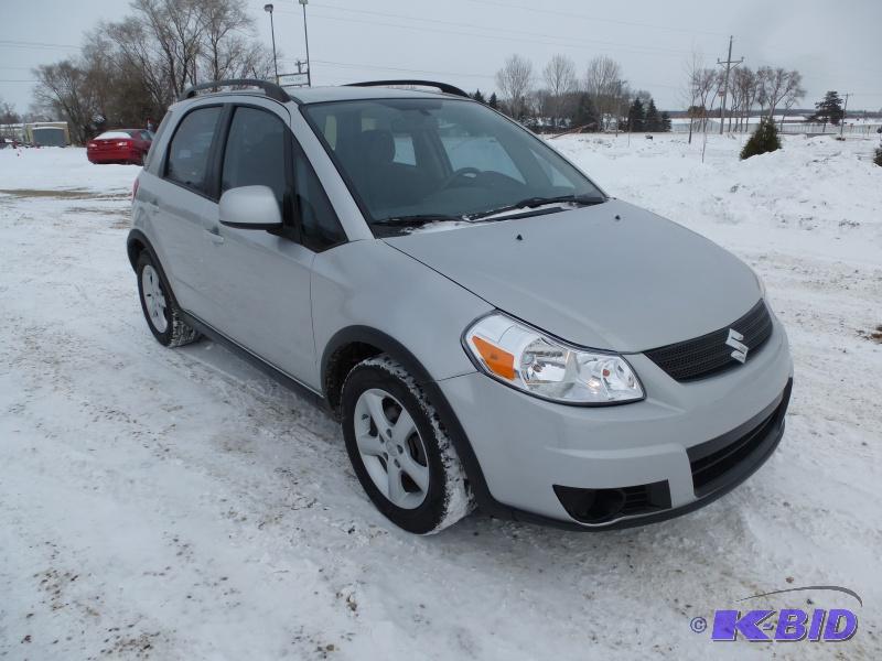 lot 1 image: 2007 Suzuki SX4- AWD Has 2.0 Liter 4 cylinde...