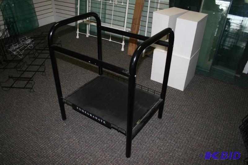 lot 100 image: Display Stand