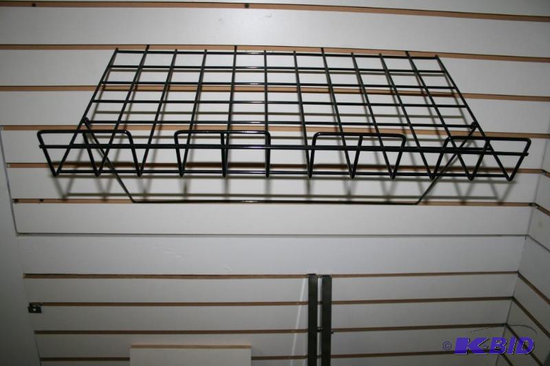 lot 109 image: Wire Shelf- Lot of 5