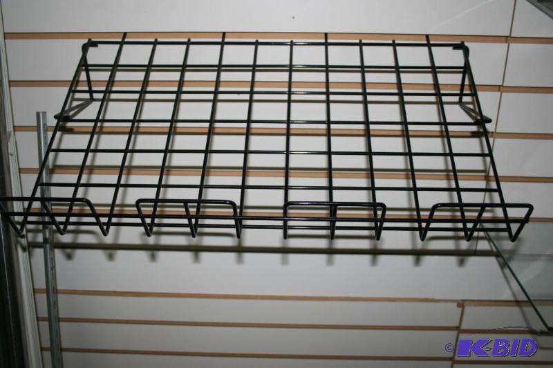 lot 112 image: Wire Shelf- Lot of 4