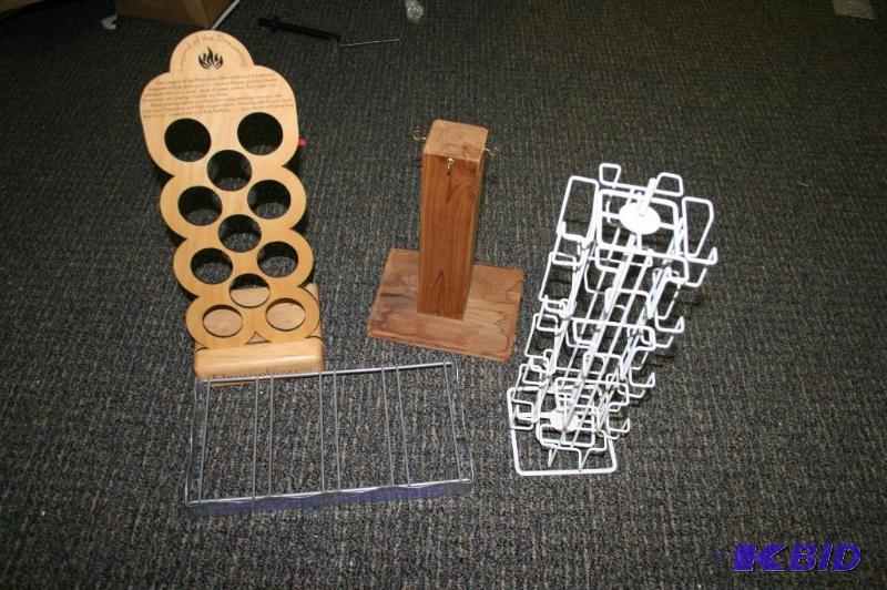 lot 135 image: Display Stands- Mixed lot