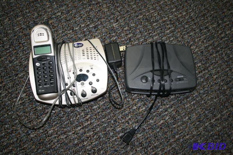 lot 138 image: Phone and Clock Radio