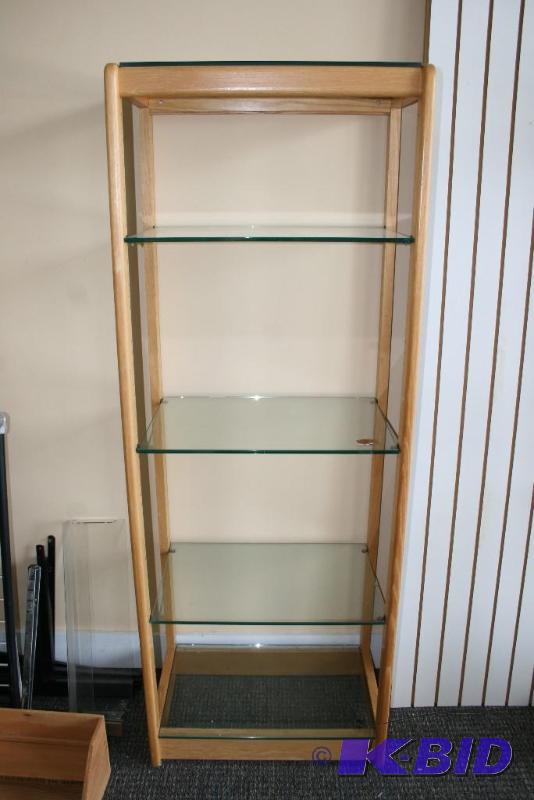 lot 15 image: 4 Shelf Display