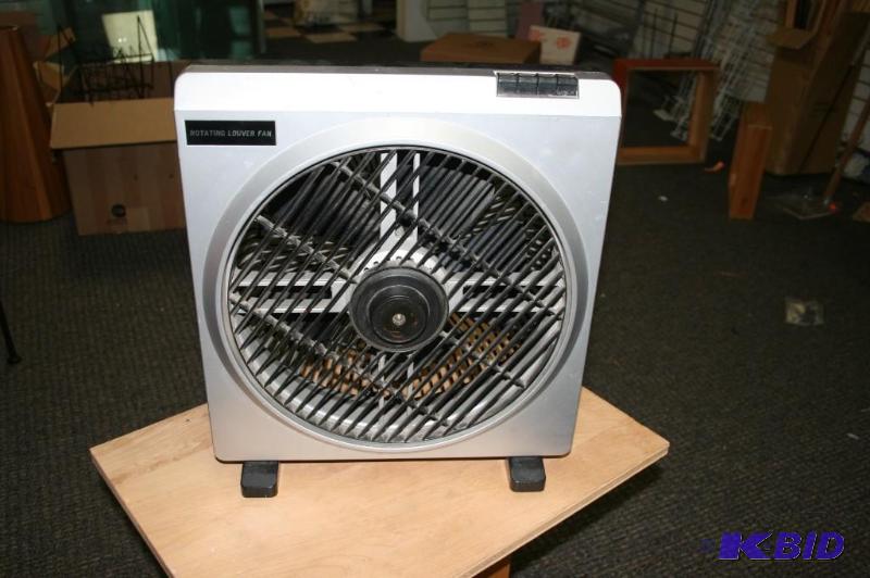 lot 151 image: Fan