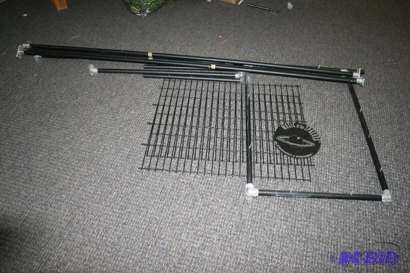 lot 156 image: Heavy Duty Aluminum Display