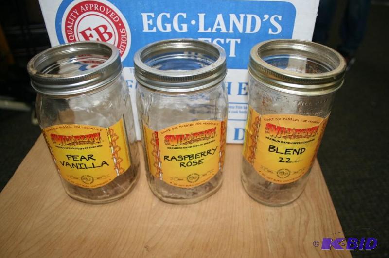 lot 171 image: Lot of 18  Ball jars