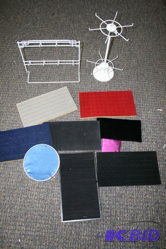 lot 195 image: Lot of Jewelry display pieces