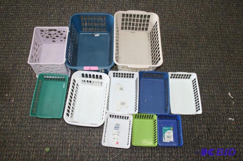 lot 198 image: Baskets- Mixed Lot