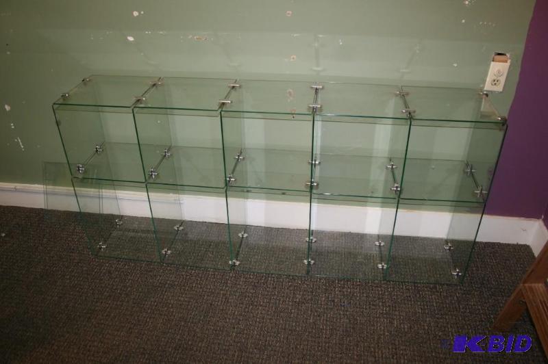 lot 203 image: Glass Display Cubes- Lot of 10