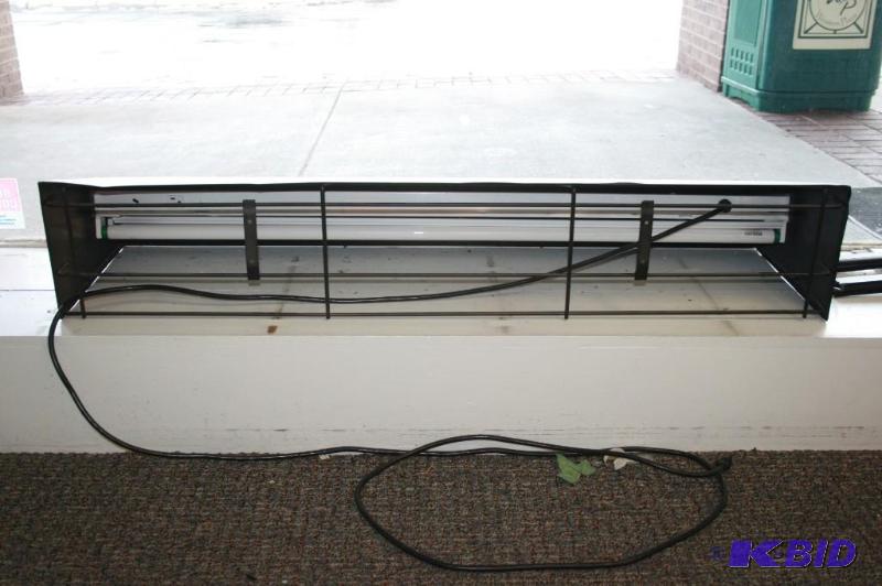 lot 218 image: Slat Board display light
