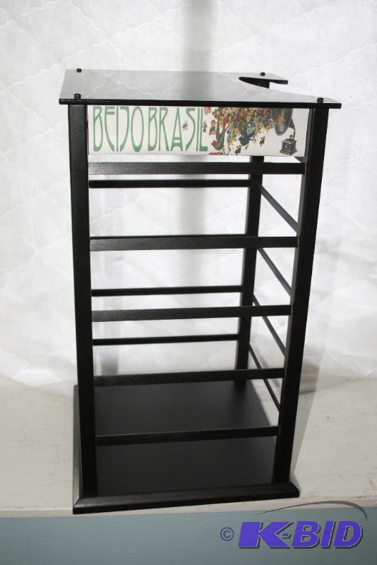 lot 23 image: display case