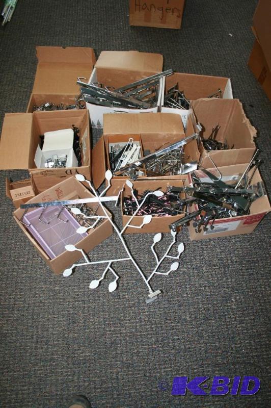 lot 243 image: Slat Board Wall Brackets