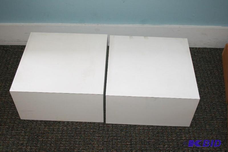 lot 42 image: Display Stands- Lot of 2