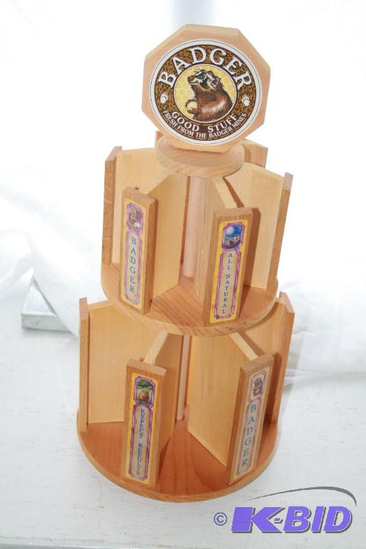 lot 46 image: Wooden Display