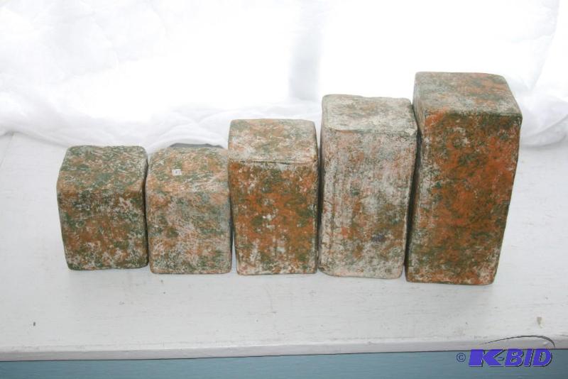lot 58 image: Display Stands- Lot of 5