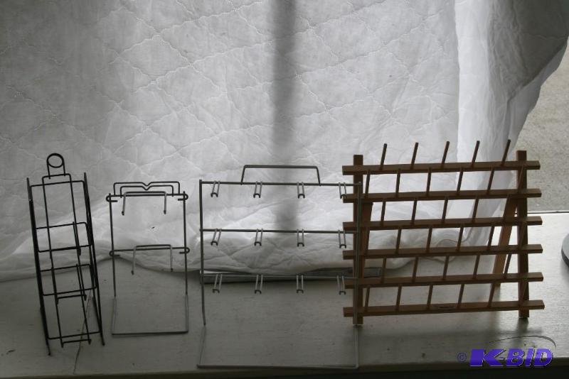 lot 85 image: Display Stand