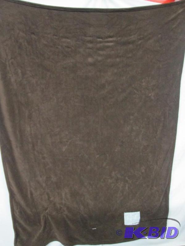 McLeland Design Electric Sherpa Blanket
