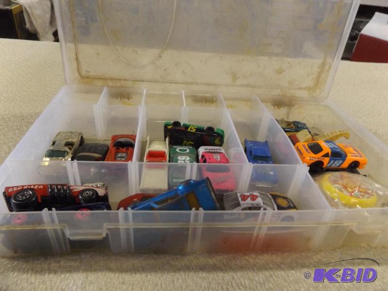 lot 458 image: Plastic Container of toy cars...