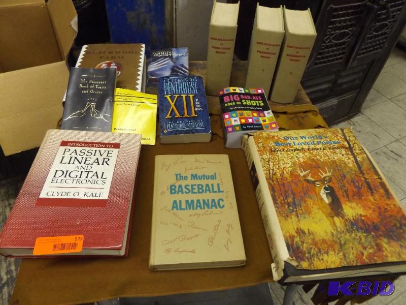 lot 573 image: Books, baseball almanac, Poem book, Bibliogra...