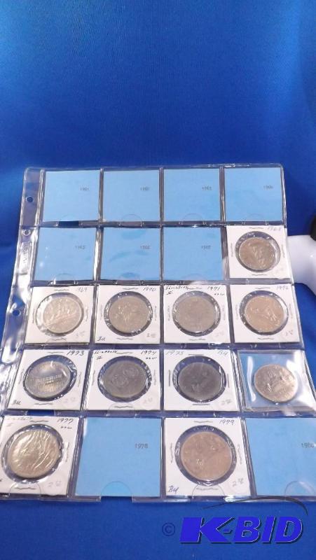 11 Coins in this lot of Mixed Canadian dollar...