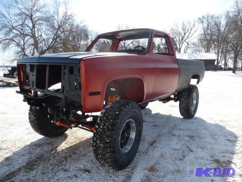 lot 2 image: 1986 Chevy K-1500 4WD Show Mud Truck Project...