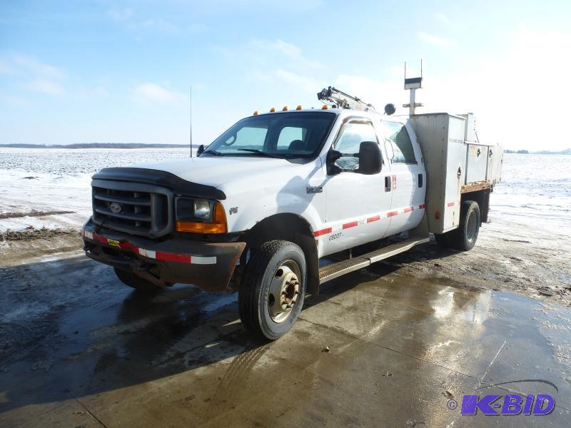 lot 5 image: 2000 Ford F- 550 Super Duty Service Truck Cr...